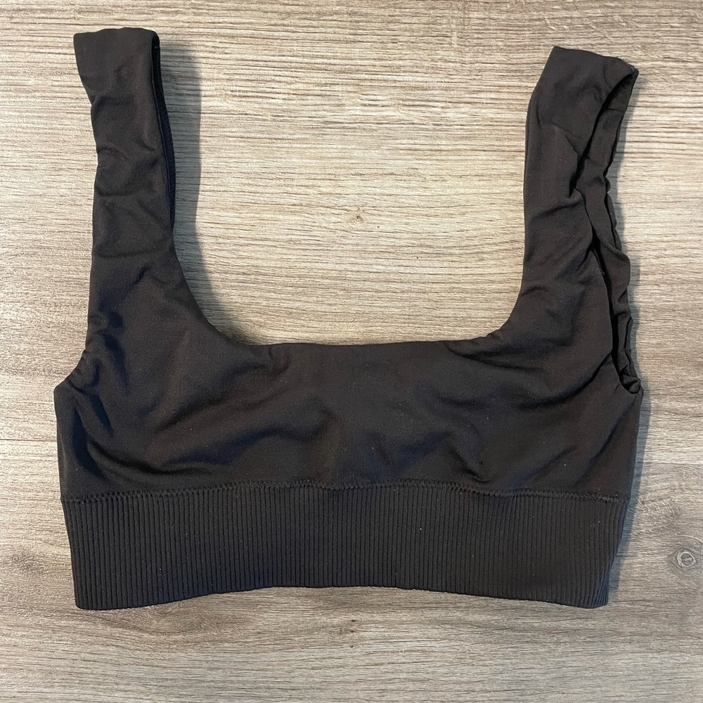 SKIMS Sports Bra